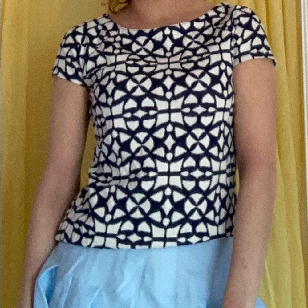 Blue and white patterned top